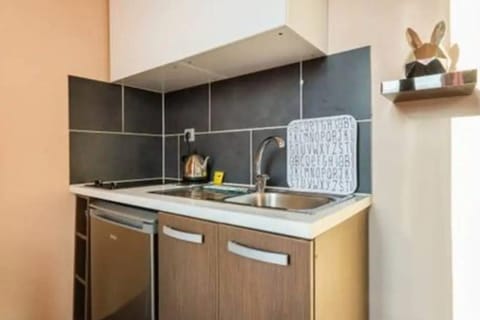 Apartment | Private kitchen | Fridge, microwave, stovetop, dishwasher