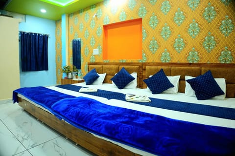 Quadruple Room | WiFi (free), bed sheets