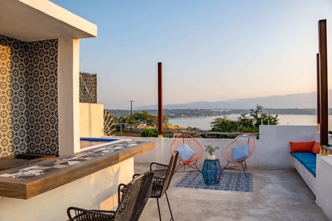 Deluxe Cottage, Garden View | Terrace/patio