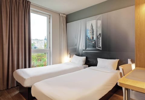 Twin Room, Non Smoking | Premium bedding, soundproofing, free WiFi, bed sheets