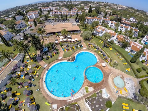 3 outdoor pools, pool umbrellas, sun loungers