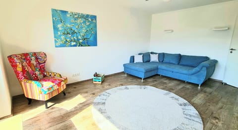 Deluxe Condo, Mountain View | 1 bedroom, in-room safe, blackout drapes, iron/ironing board