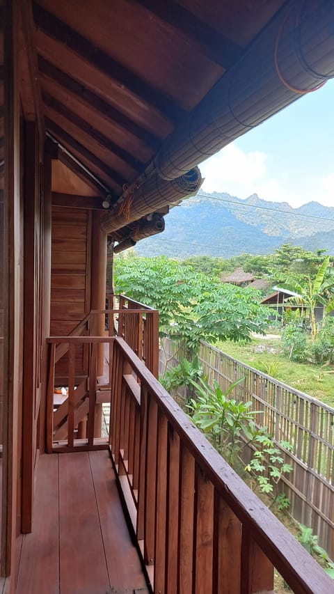 Classic Duplex, Mountain View | Balcony