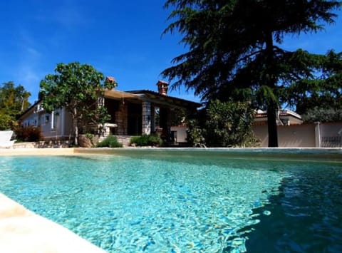 House (Two Bedroom Holiday Home with Pool) | Outdoor pool | Seasonal outdoor pool