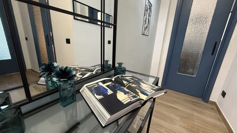 Apartment (1 Bedroom) | Interior