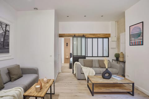 Apartment | Living area