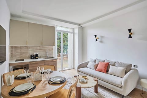 Apartment | Living area