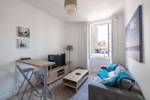 Apartment | Living room