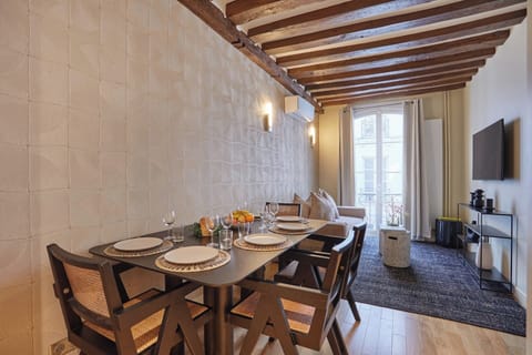 Apartment | Dining