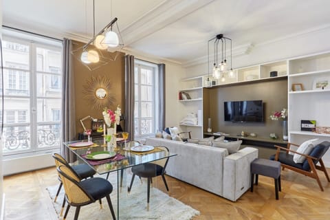 Apartment | Living area