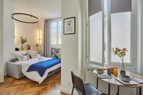 Apartment | Laptop workspace, iron/ironing board, bed sheets