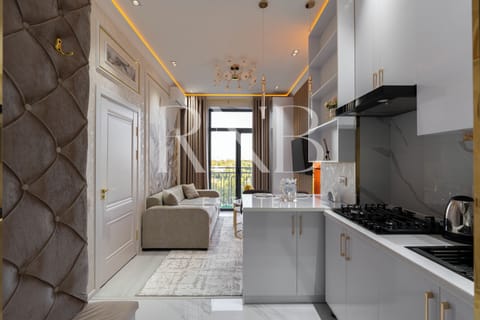 Comfort Condo, Balcony, City View | Private kitchen | Electric kettle