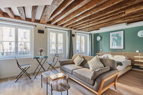 Apartment | Living area