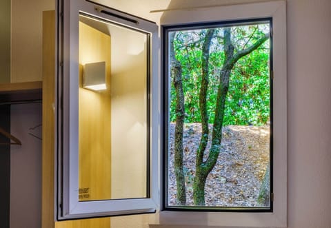 Premium bedding, desk, free WiFi, bed sheets