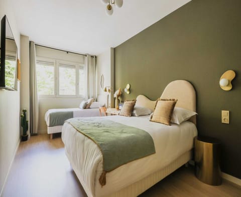 Apartment | 1 bedroom, laptop workspace, iron/ironing board, bed sheets