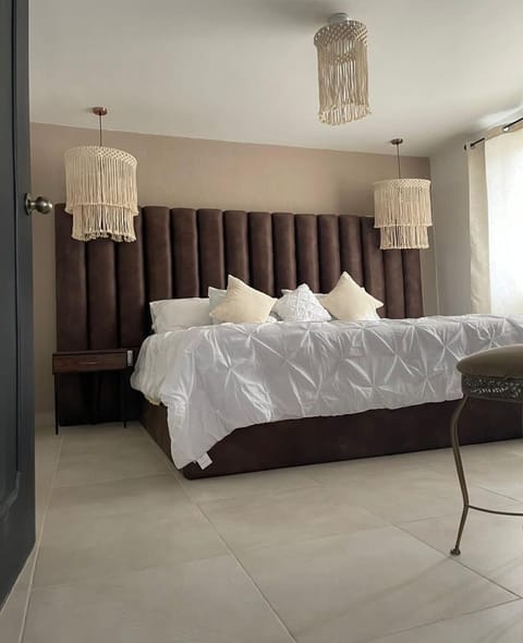 Deluxe Room | Free WiFi