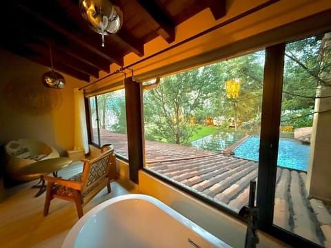 Design Quadruple Room | WiFi (free), bed sheets
