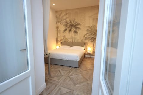 Luxury Triple Room, City View | Egyptian cotton sheets, premium bedding, down comforters