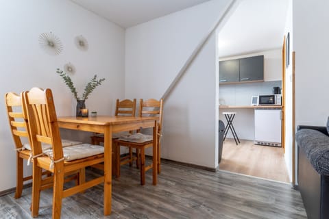 Apartment | Living room | DVD player