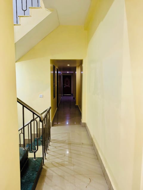 Basic Room | Living area