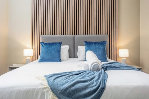 2 bedrooms, iron/ironing board, free WiFi