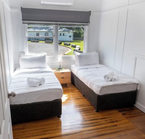 Economy Room | Free WiFi, bed sheets