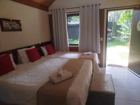 Triple Room, 1 Bedroom, Lanai, Garden View | Hypo-allergenic bedding, free WiFi, bed sheets
