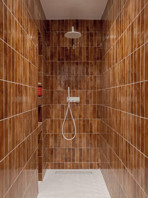 Soundproofing, free cribs/infant beds, free WiFi, bed sheets