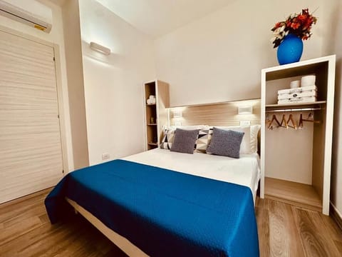 Room, 1 Double Bed | Premium bedding, memory foam beds, desk, soundproofing