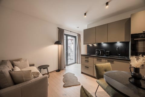 Apartment | Living room | TV