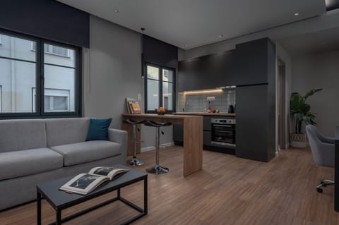 Junior Suite | Private kitchen | Fridge, oven, stovetop, espresso maker