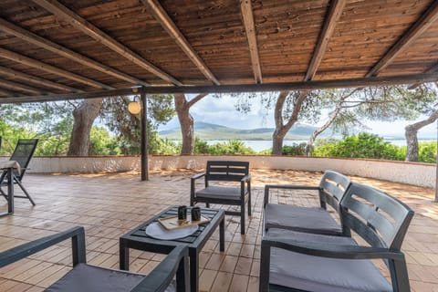 Classic Villa | Terrace/patio