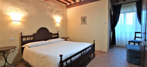 Double Room, Private Bathroom, Garden View | Egyptian cotton sheets, premium bedding, memory foam beds