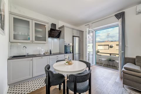 Deluxe Apartment, Balcony | In-room safe, desk, blackout drapes, soundproofing