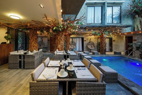 55-inch Smart TV with digital channels