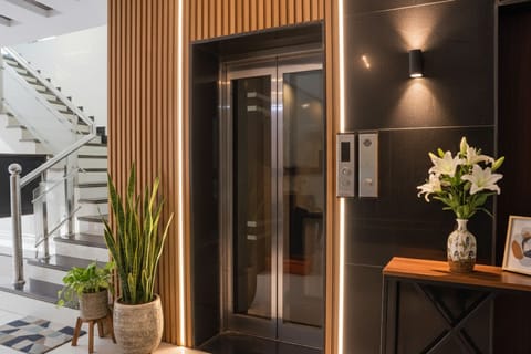 Elevator
