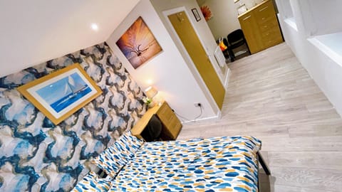 Shared Dormitory, 1 Bedroom, Smoking, Balcony | 1 bedroom