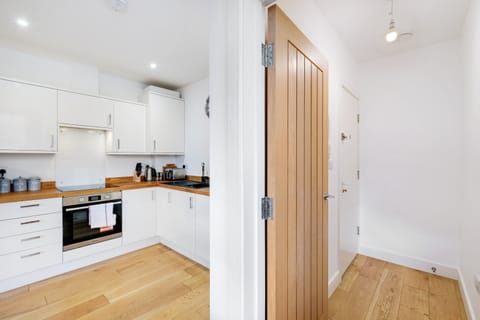 Family Apartment | Private kitchen | Electric kettle