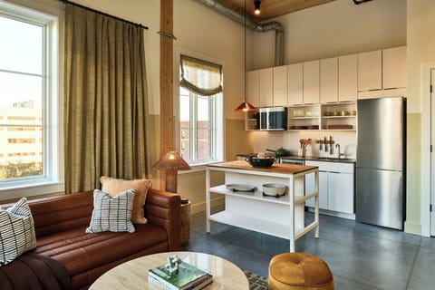 Premium bedding, pillowtop beds, desk, laptop workspace