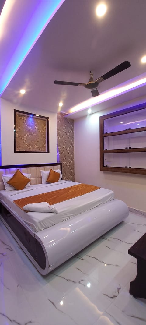 Deluxe Double Room, Balcony, City View | Free WiFi