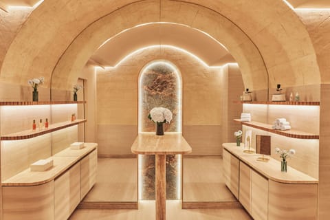 Sauna, body treatments, deep-tissue massages, sports massages
