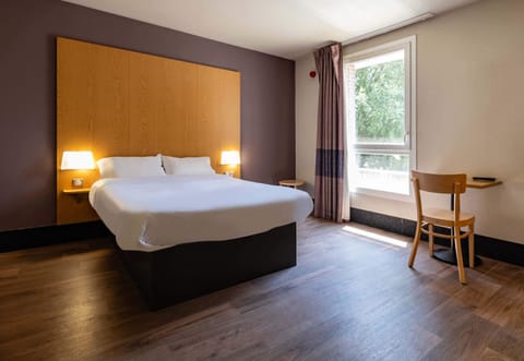 Double Room, Mobility Accessible, Non Smoking | 1 bedroom, premium bedding, desk, soundproofing