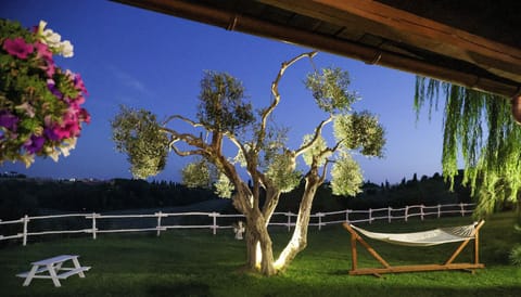 Deluxe Apartment, Garden View | Garden view