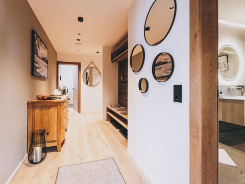 Luxury Condo, Mountain View | 2 bedrooms, blackout drapes, soundproofing, iron/ironing board