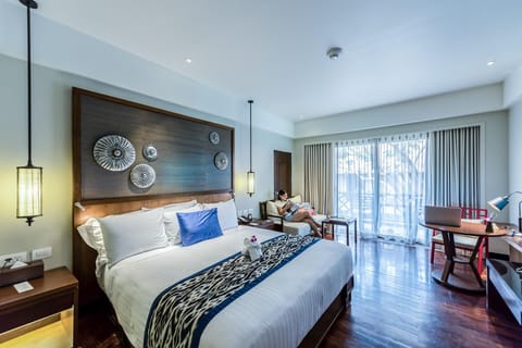 Superior Double or Twin Room | Desk, laptop workspace, free WiFi