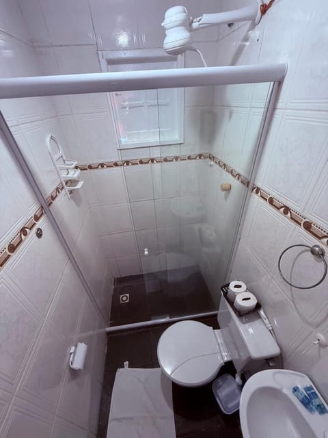 Classic Suite, City View | Bathroom | Towels, toilet paper