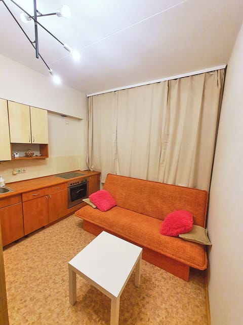 Basic Studio | Free WiFi, bed sheets