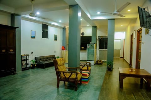 Classic Double Room | Living area