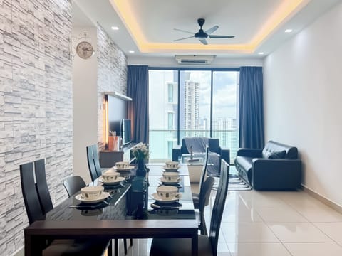 Apartment, 3 Bedrooms | Living area