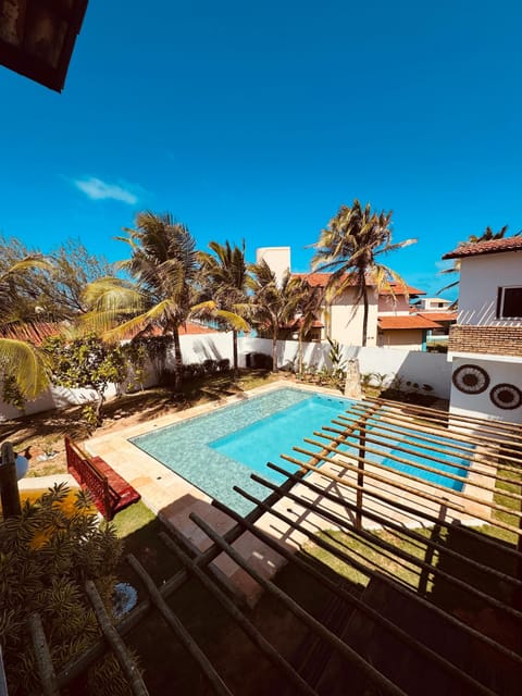 2 outdoor pools